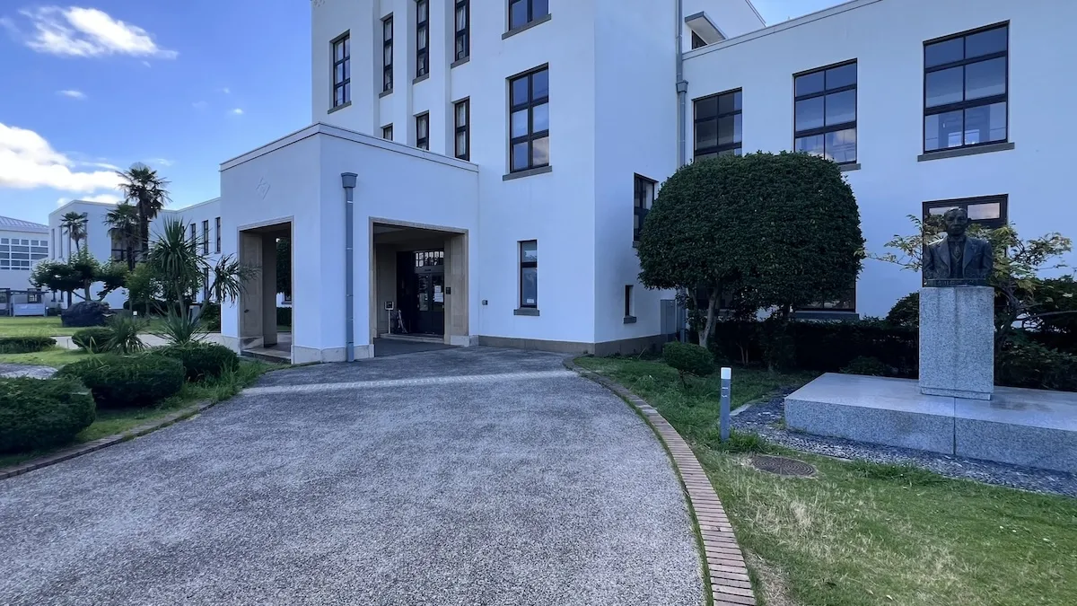 学校